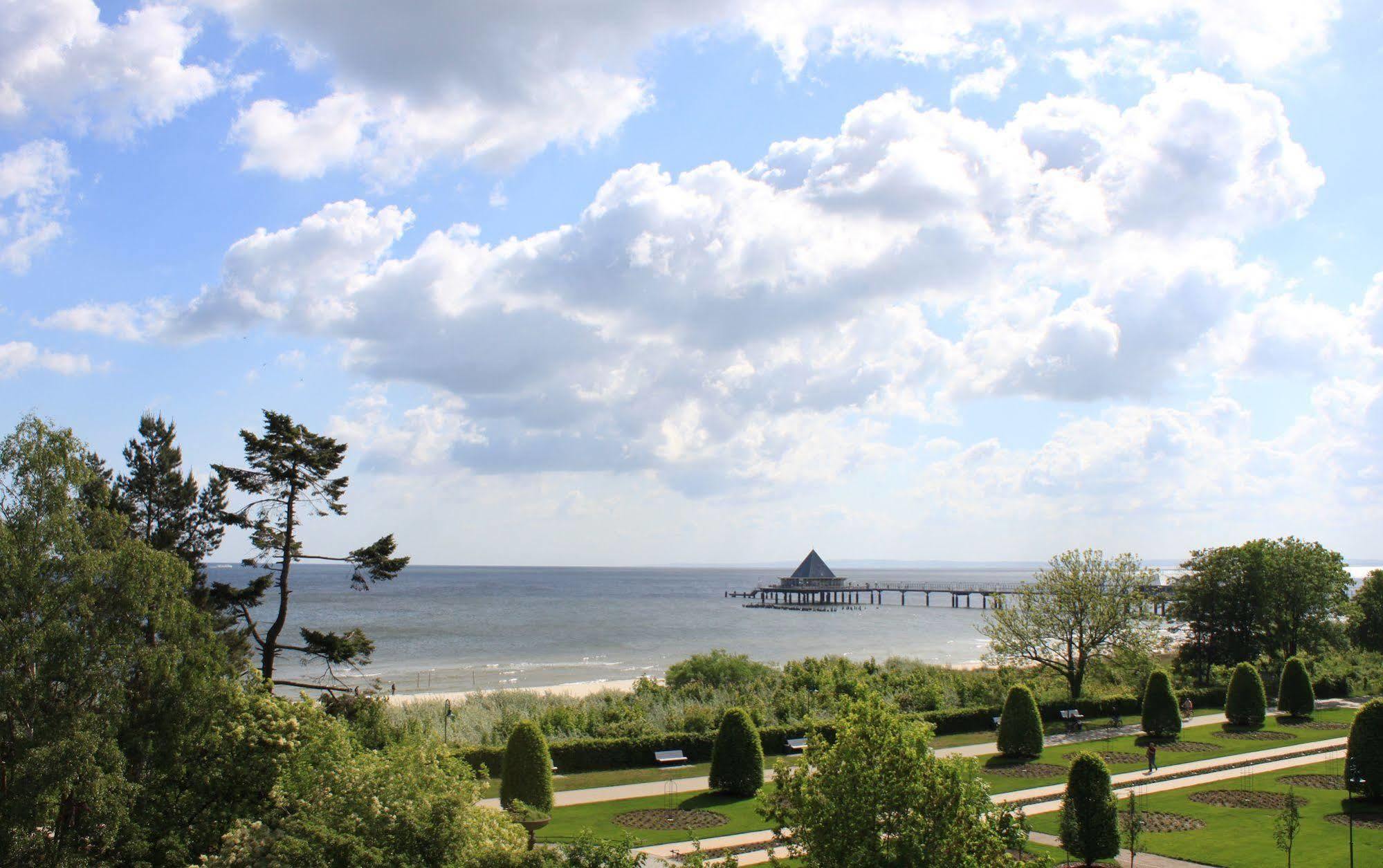 Strandhotel Ostseeblick Heringsdorf  Bagian luar foto